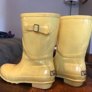 Size 7 L.L.Bean yellow rain boots